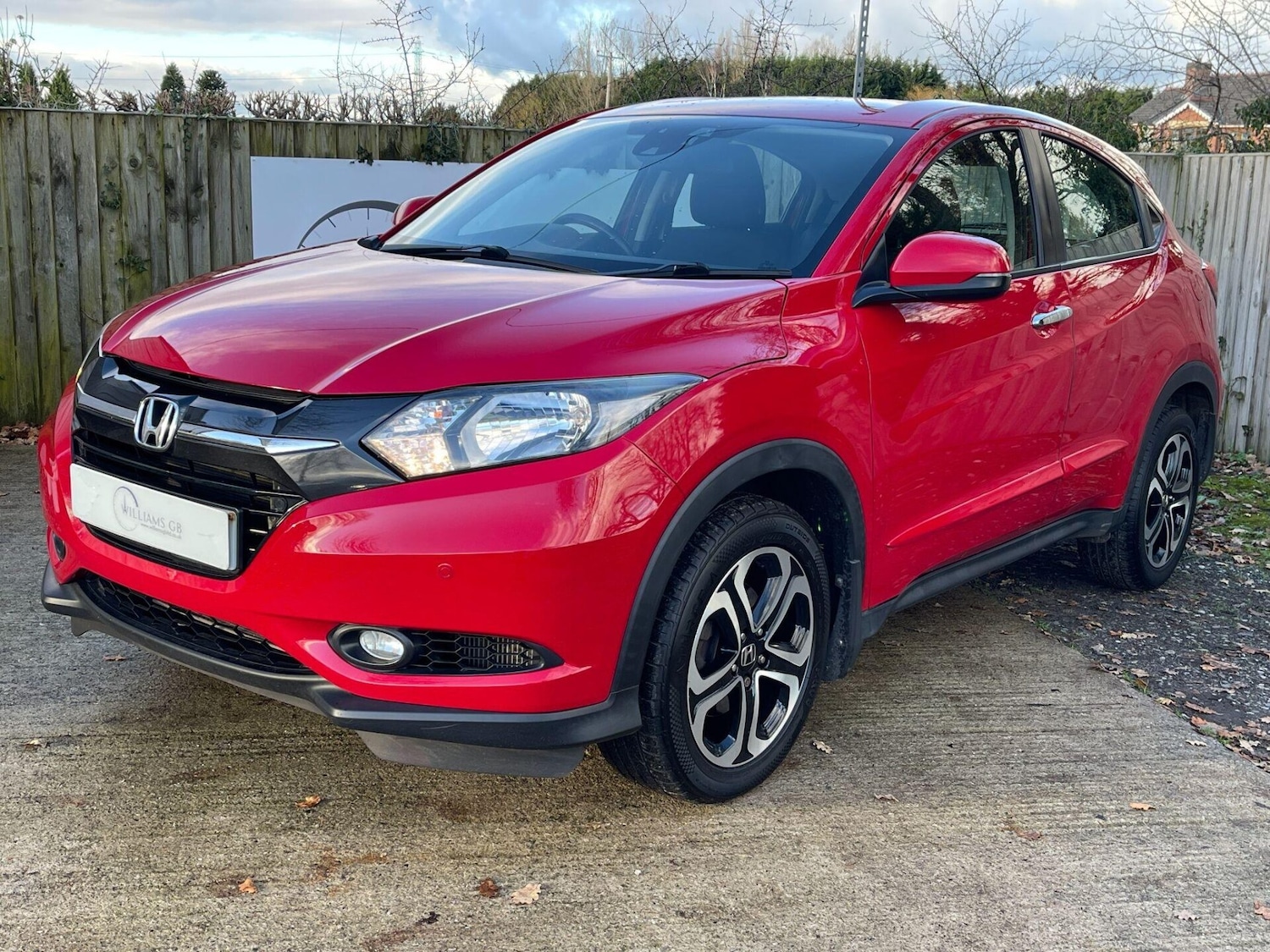 Used Honda HR-V 2017 for sale - 76762050: Photo 6