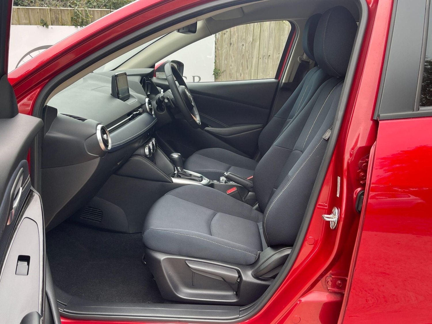 Used Mazda Mazda2 2020 for sale - 76181261: Photo 12