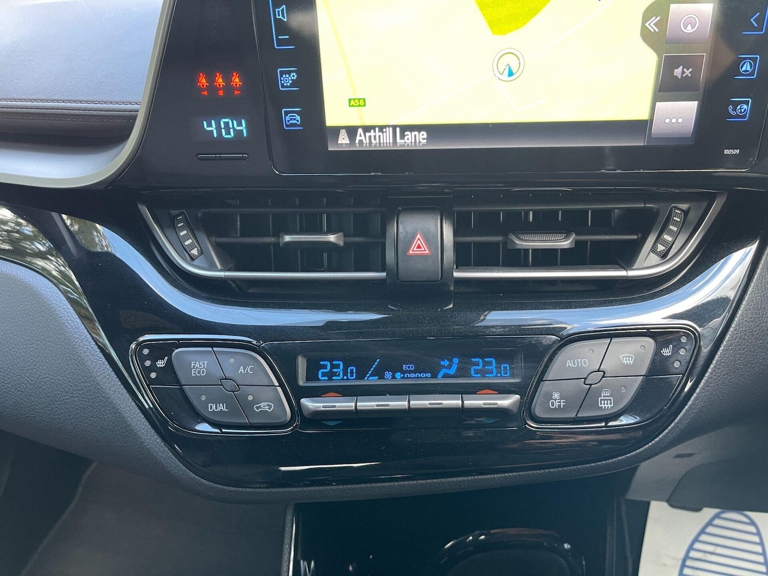 Used Toyota C-HR 2017 for sale - 76076176: Photo 16
