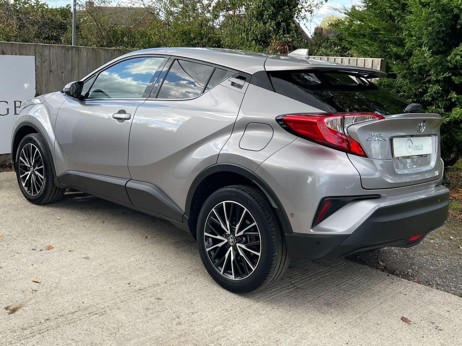 Used Toyota C-HR 2017 for sale - 76076176: Photo 9