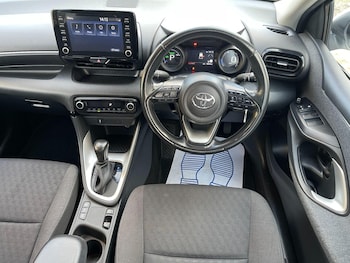 Used Toyota Yaris 2021 for sale - 76535098: Photo