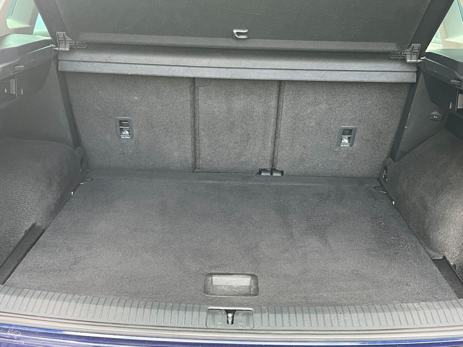 Vehicle 33