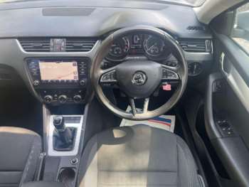 Used Skoda Octavia 2020 for sale - 74938240: Photo