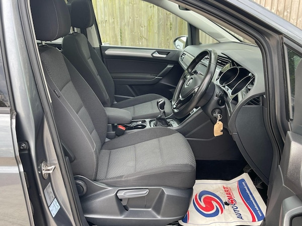 Used Volkswagen Touran 2019 for sale - 75568952: Photo 11