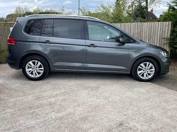 Used Volkswagen Touran 2019 for sale - 75568952: Photo 3
