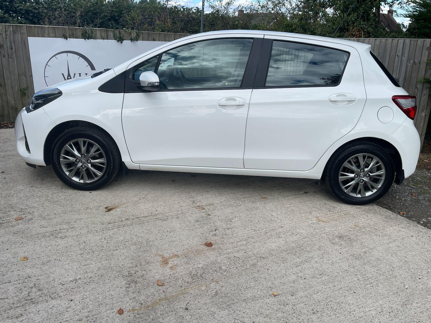 Used Toyota Yaris 2018 for sale - 76064034: Photo 10