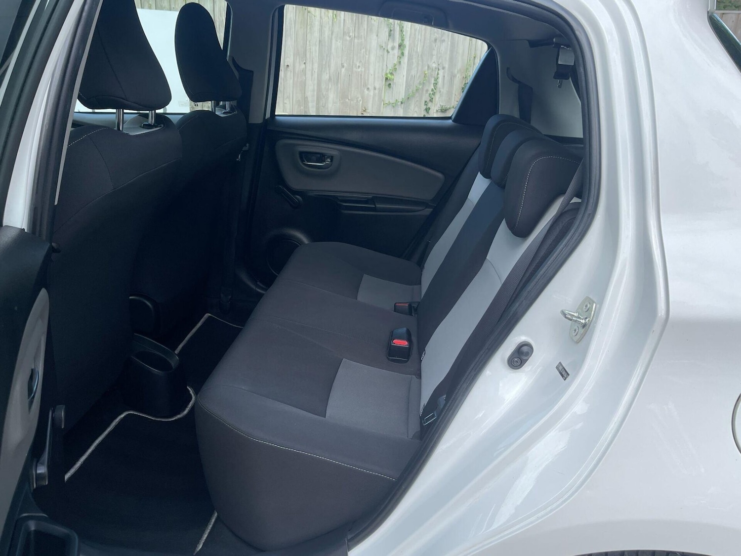 Used Toyota Yaris 2018 for sale - 76064034: Photo 13