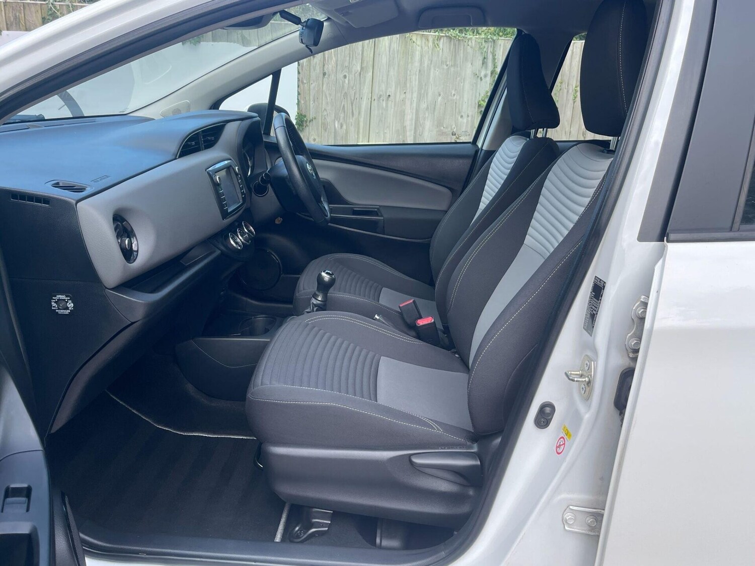 Used Toyota Yaris 2018 for sale - 76064034: Photo 14