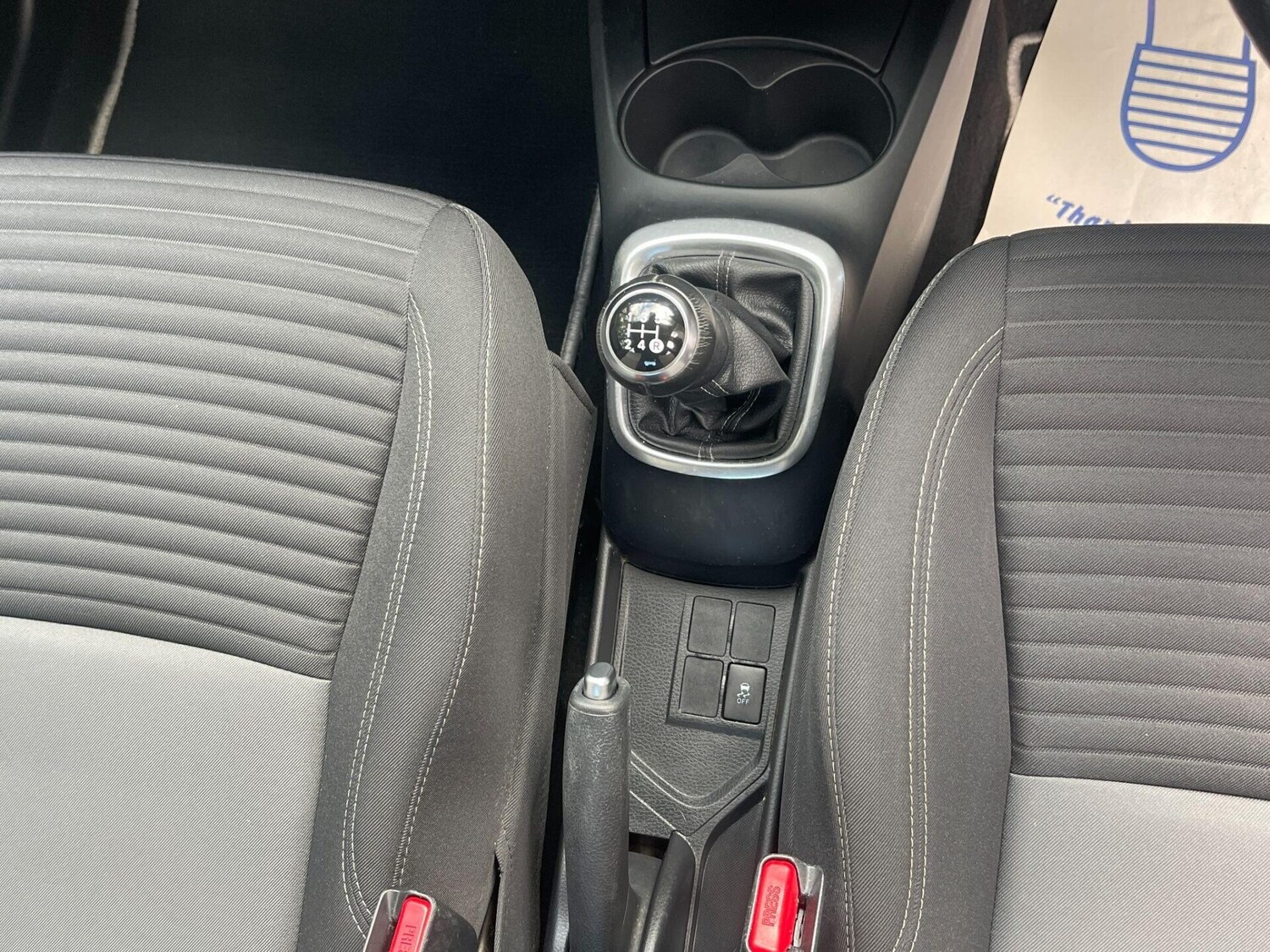 Used Toyota Yaris 2018 for sale - 76064034: Photo 16