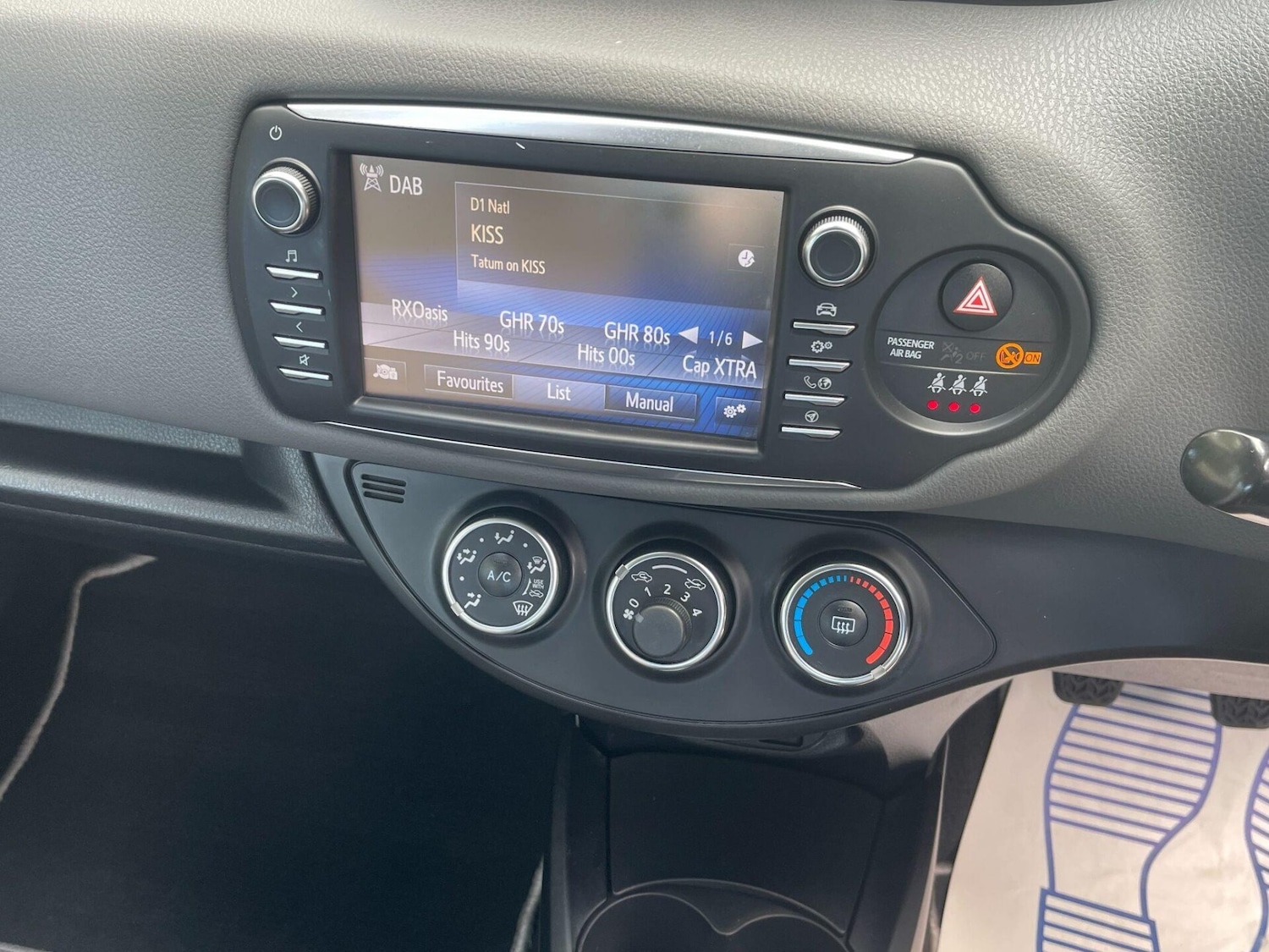Used Toyota Yaris 2018 for sale - 76064034: Photo 17
