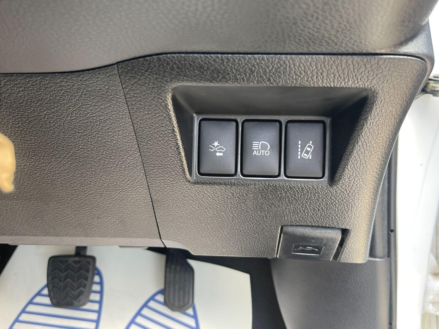 Used Toyota Yaris 2018 for sale - 76064034: Photo 26