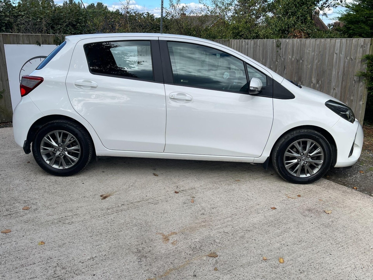 Used Toyota Yaris 2018 for sale - 76064034: Photo 4