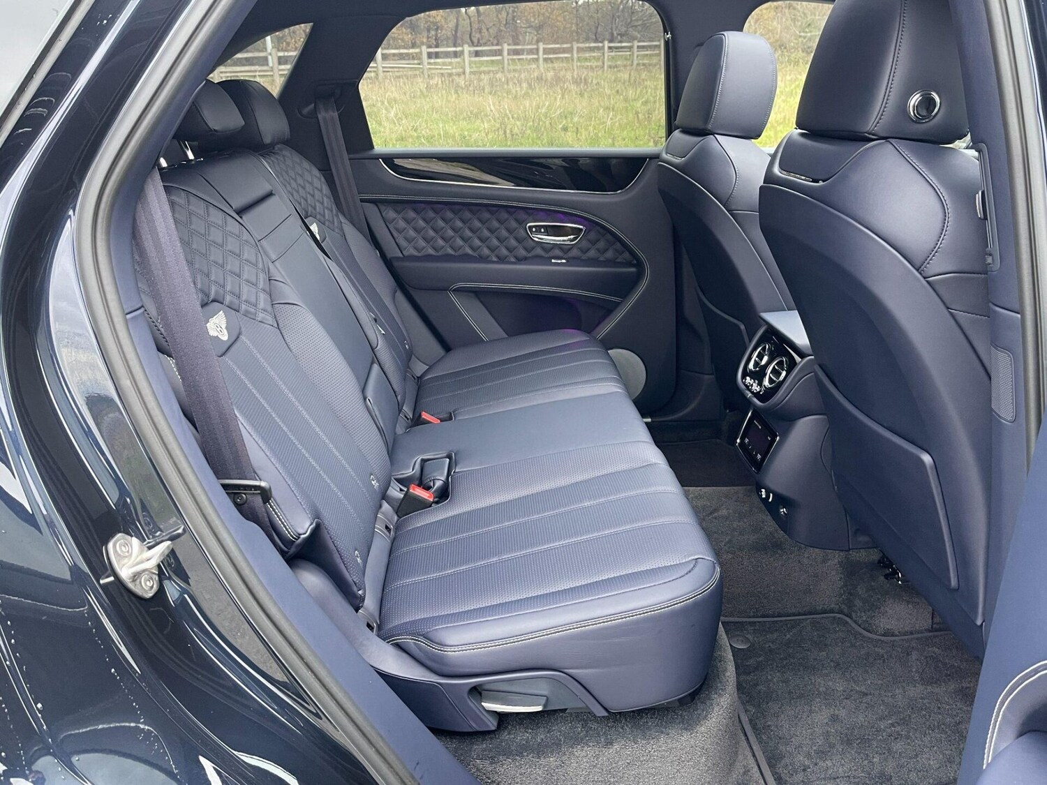 Used Bentley Bentayga 2021 for sale - 76893144: Photo 12