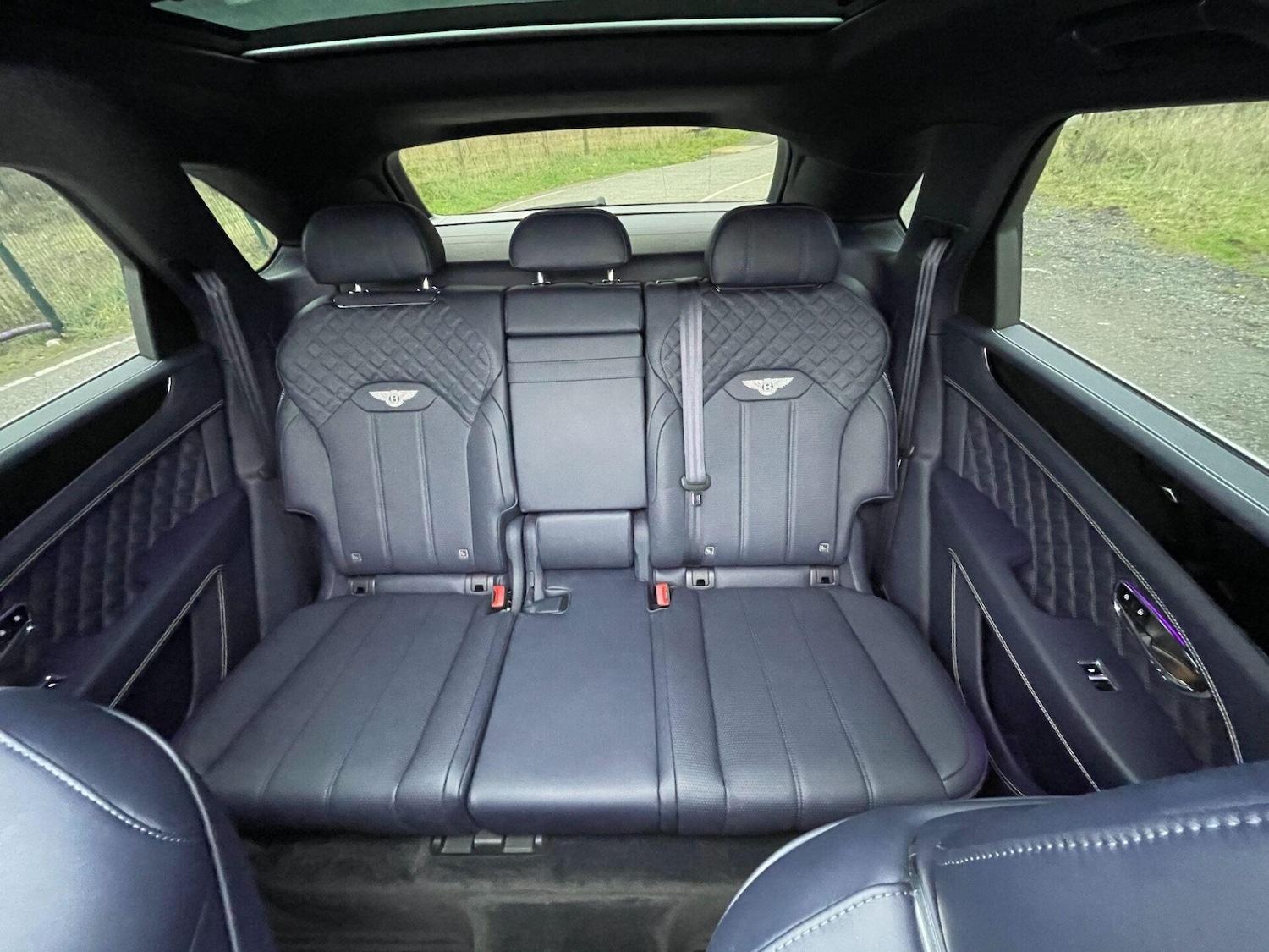 Used Bentley Bentayga 2021 for sale - 76893144: Photo 17