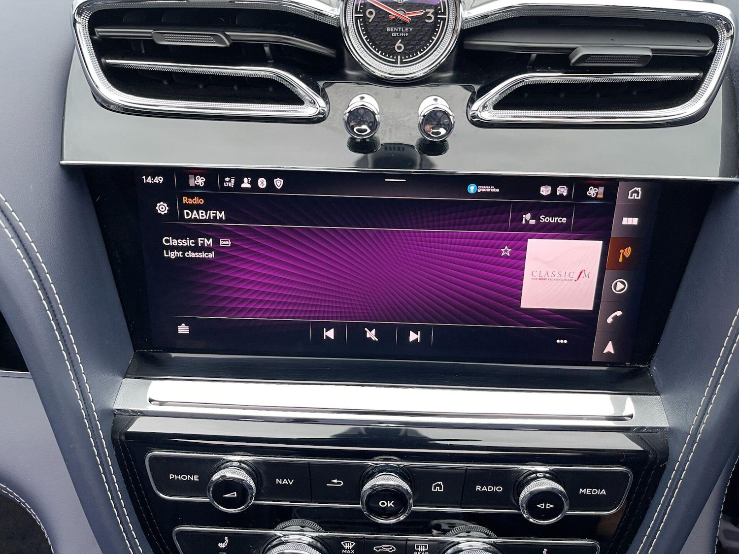 Used Bentley Bentayga 2021 for sale - 76893144: Photo 31