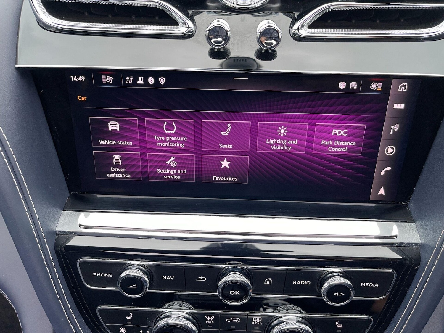 Used Bentley Bentayga 2021 for sale - 76893144: Photo 35