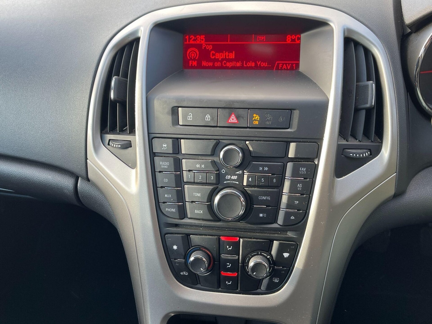 Used Vauxhall Astra 2011 for sale - 77206997: Photo 13