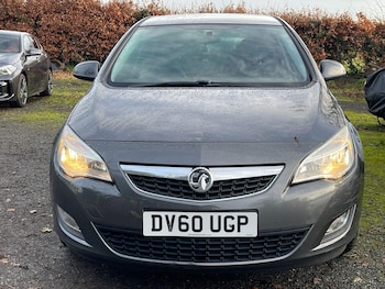 Used Vauxhall Astra 2011 for sale - 77206997: Photo