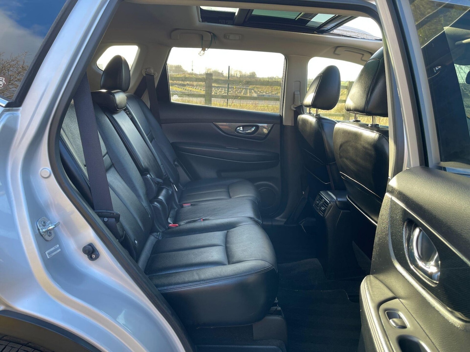 Used Nissan X-Trail 2016 for sale - 77048329: Photo 12