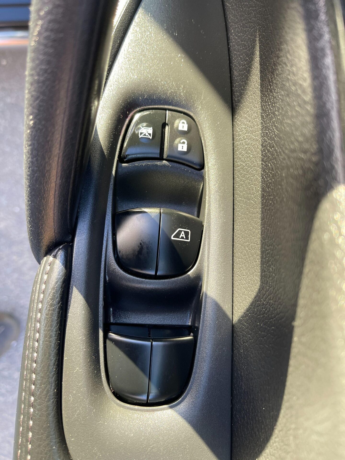 Used Nissan X-Trail 2016 for sale - 77048329: Photo 26