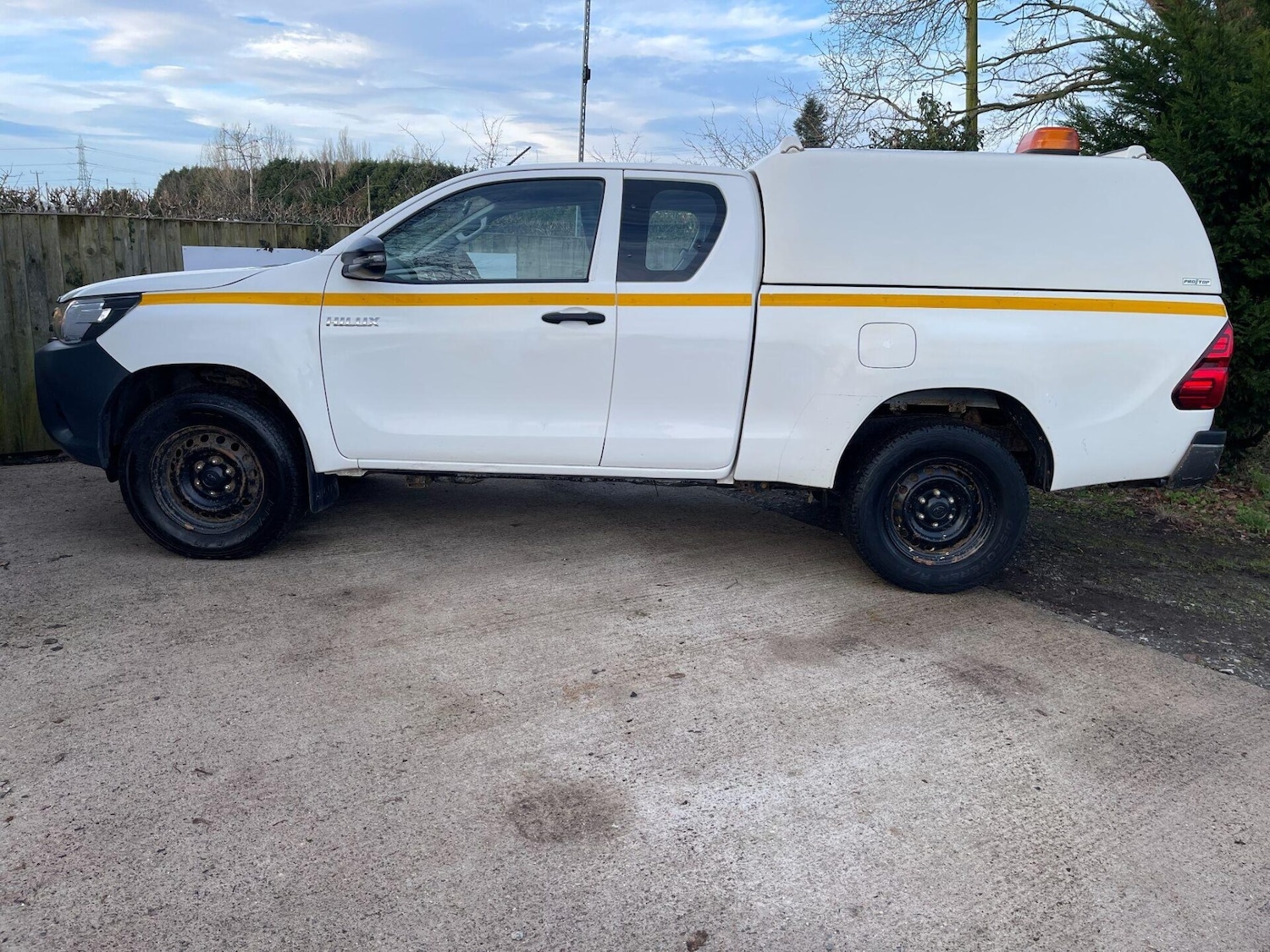 Used Toyota Hilux 2020 for sale - 77199312: Photo 10