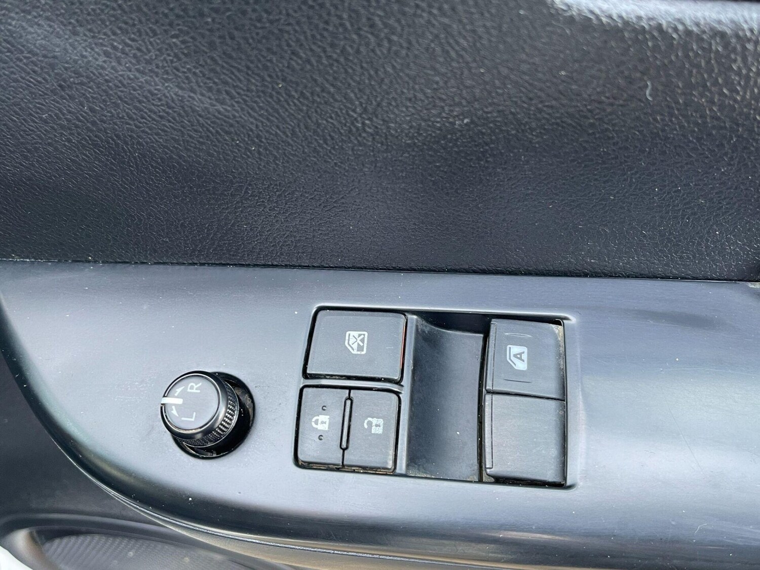 Used Toyota Hilux 2020 for sale - 77199312: Photo 13