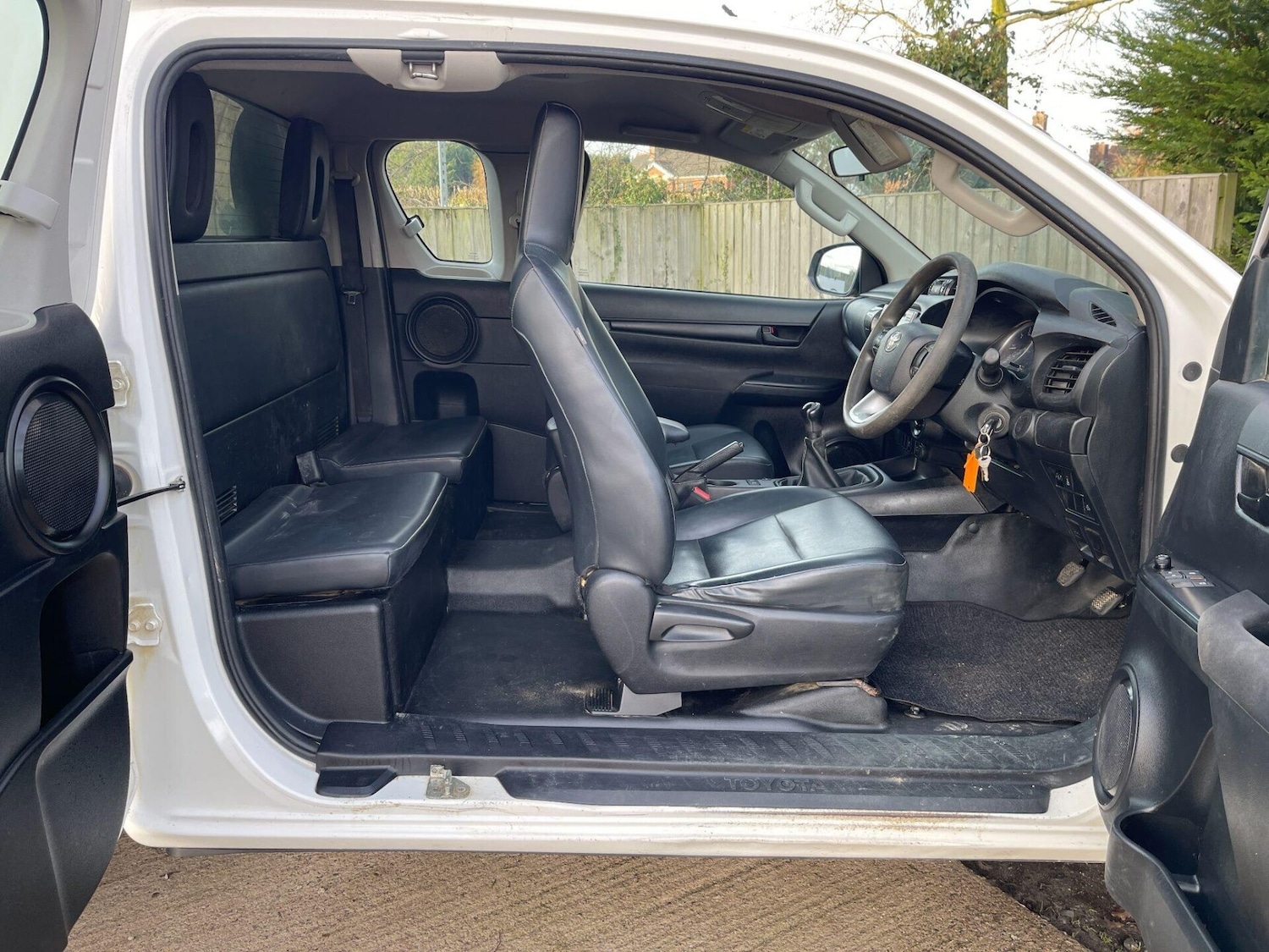 Used Toyota Hilux 2020 for sale - 77199312: Photo 3