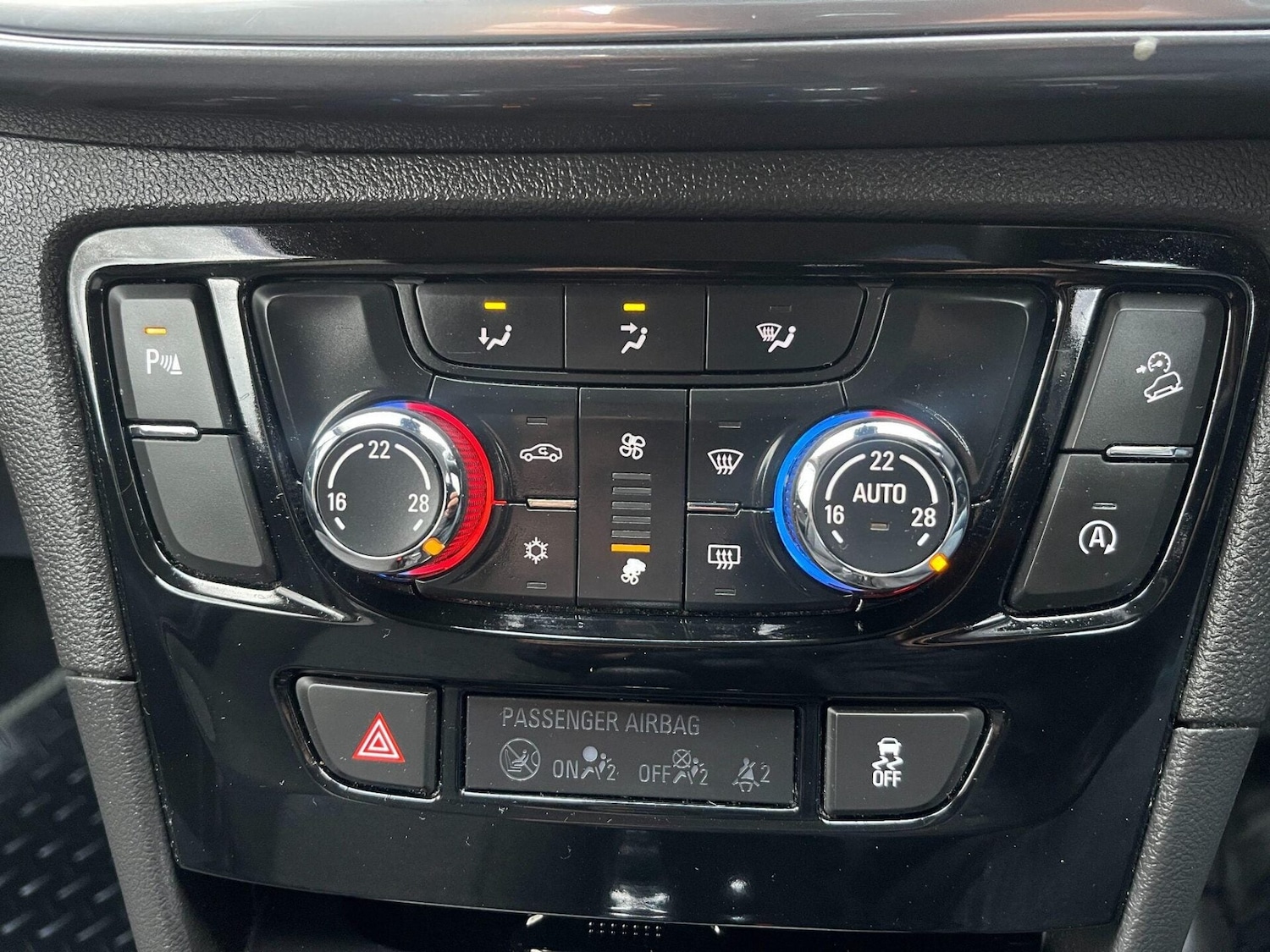 Used Vauxhall Mokka X 2017 for sale - 77375897: Photo 19