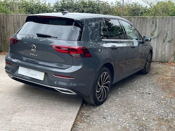 Used Volkswagen Golf 2023 for sale - 75746467: Photo