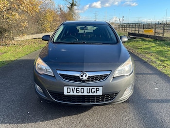 Used Vauxhall Astra 2011 for sale - 76767671: Photo