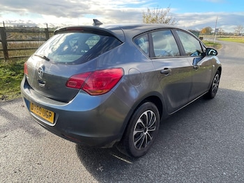 Used Vauxhall Astra 2011 for sale - 76767671: Photo