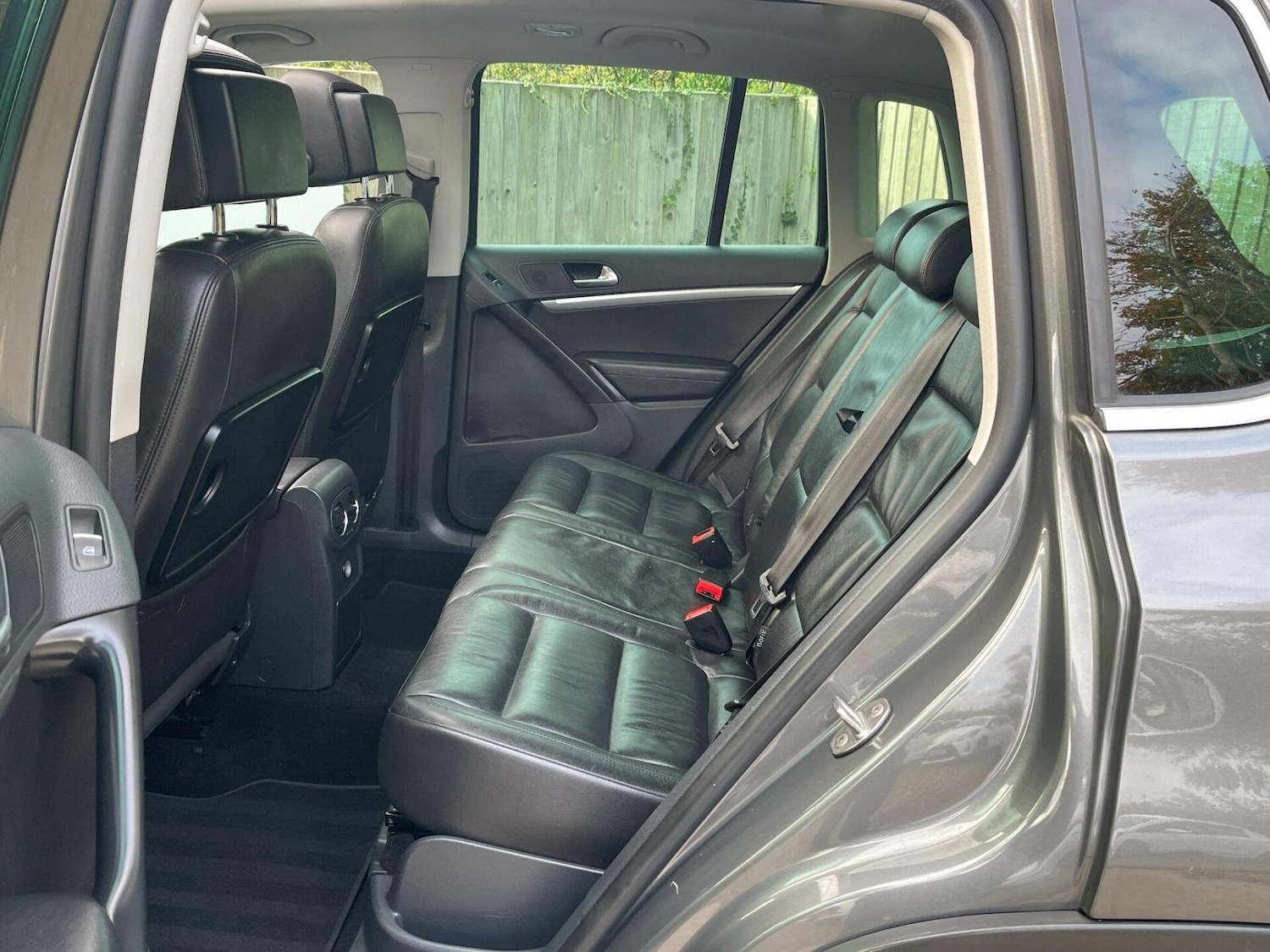 Used Volkswagen Tiguan 2012 for sale - 76855060: Photo 14