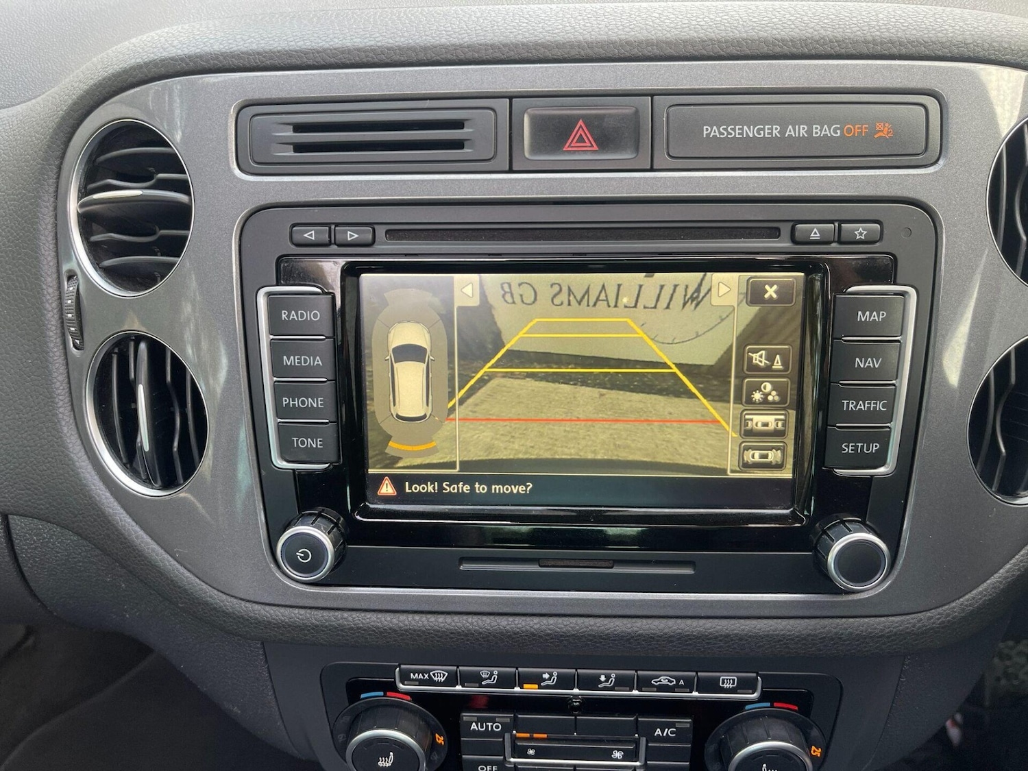 Used Volkswagen Tiguan 2012 for sale - 76855060: Photo 18