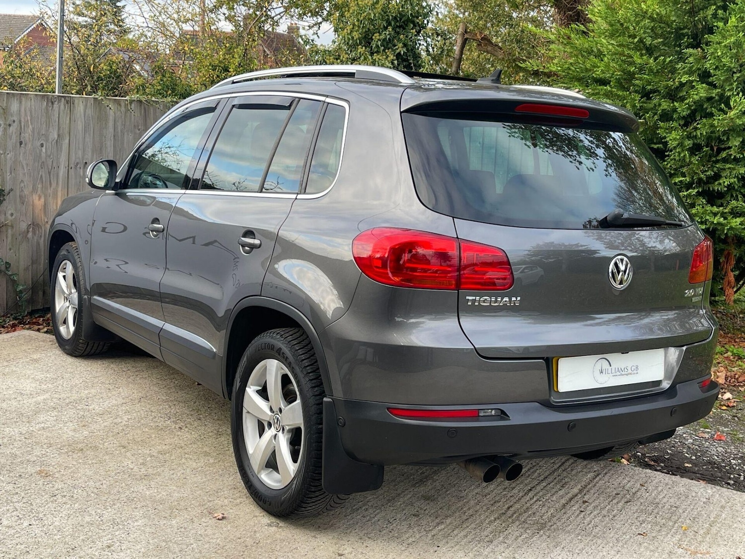 Used Volkswagen Tiguan 2012 for sale - 76855060: Photo 9
