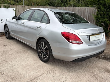 Used Mercedes-Benz C Class 2019 for sale - 79317276: Photo