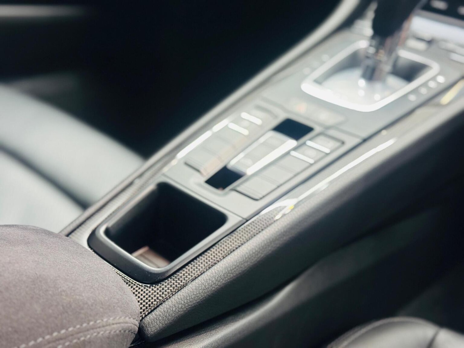 Used Porsche Boxster 2018 for sale - 76605954: Photo 32