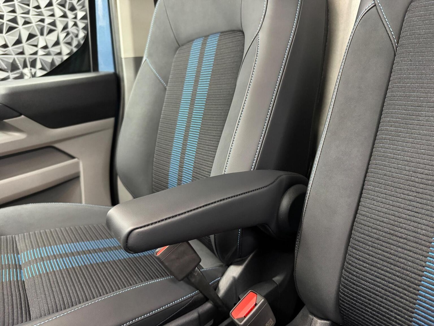 Used Ford Transit Custom 2024 for sale - 76986766: Photo 18