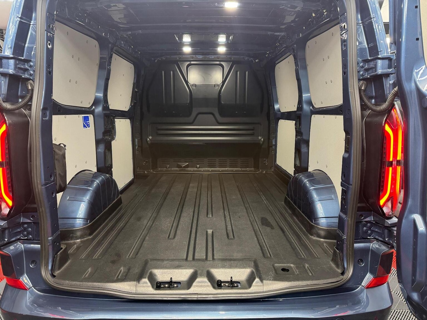 Used Ford Transit Custom 2024 for sale - 76986766: Photo 29