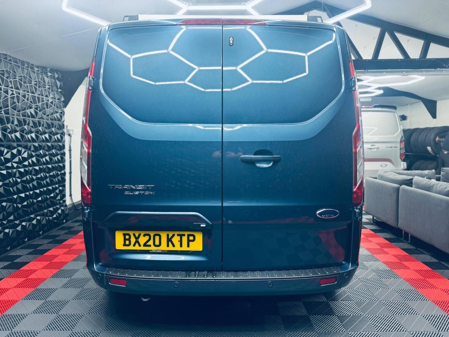 Used Ford Transit Custom 2020 for sale - 76605831: Photo 5