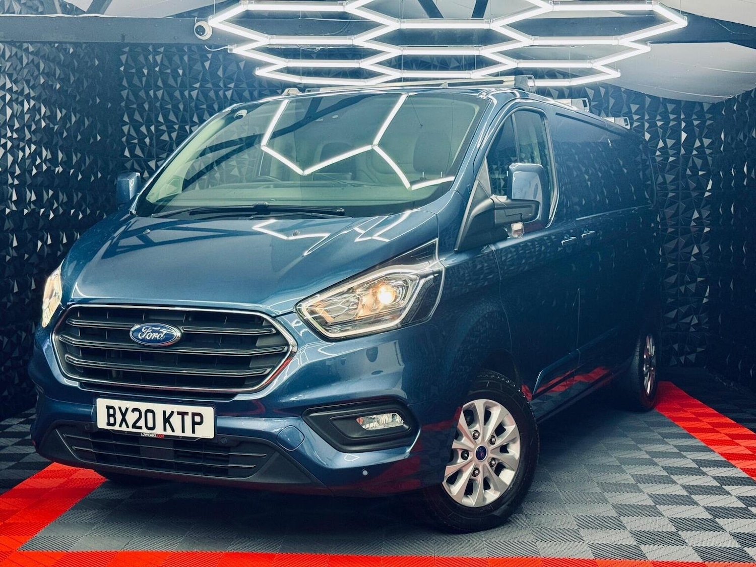 Used Ford Transit Custom 2020 for sale - 76605831: Photo 8