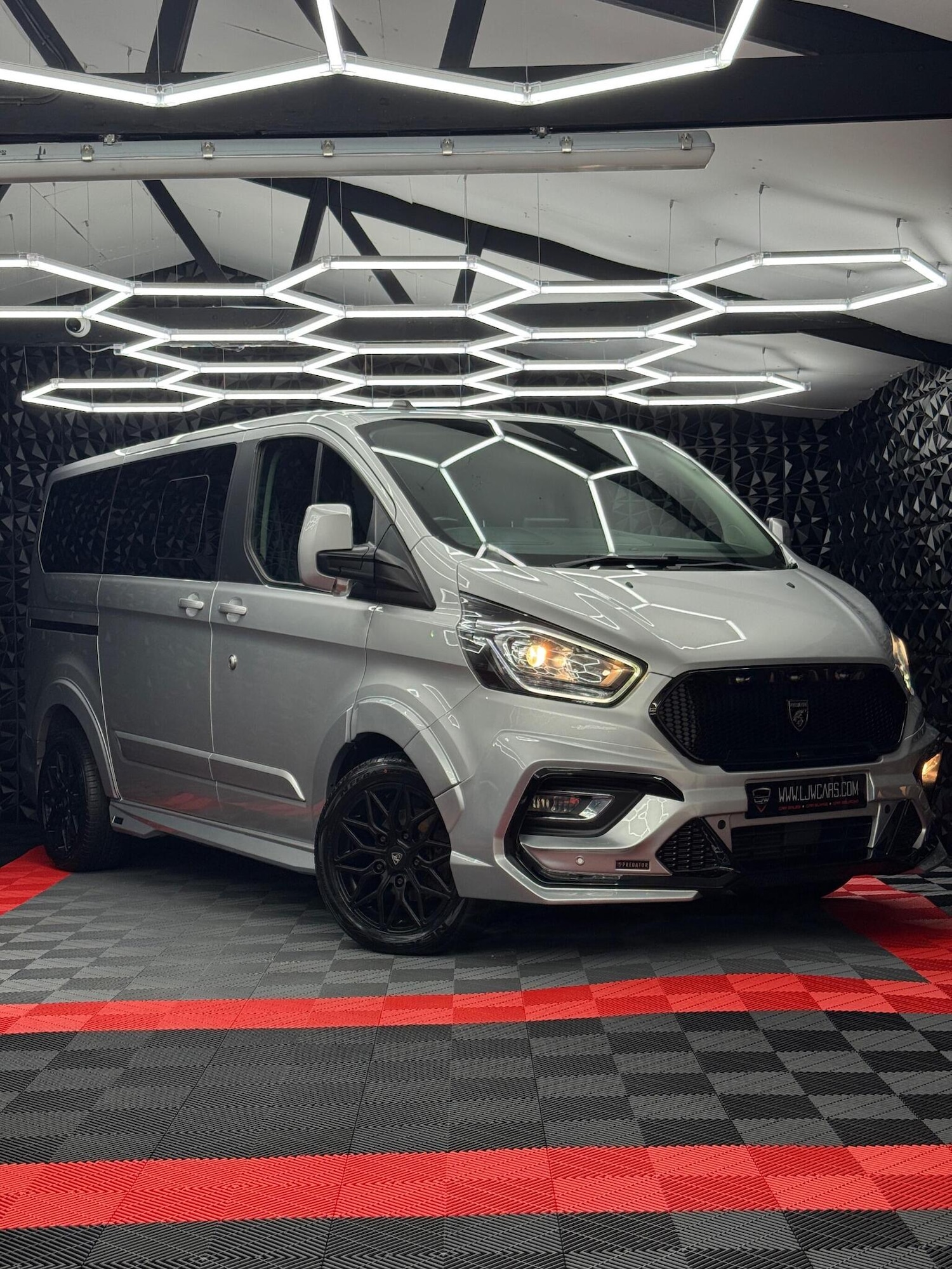 Used Ford Tourneo Custom 2020 for sale - 76982742: Photo 10