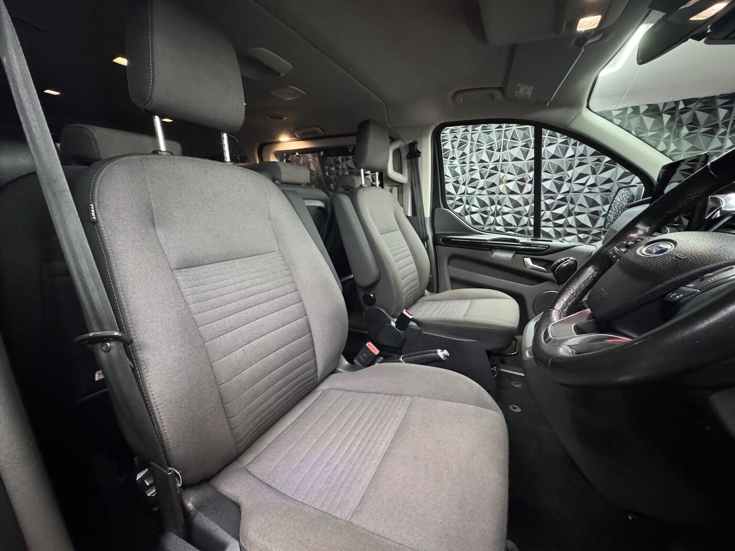 Used Ford Tourneo Custom 2020 for sale - 76982742: Photo 14
