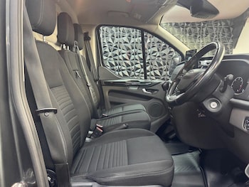 Used Ford Transit Custom 2019 for sale - 76924340: Photo