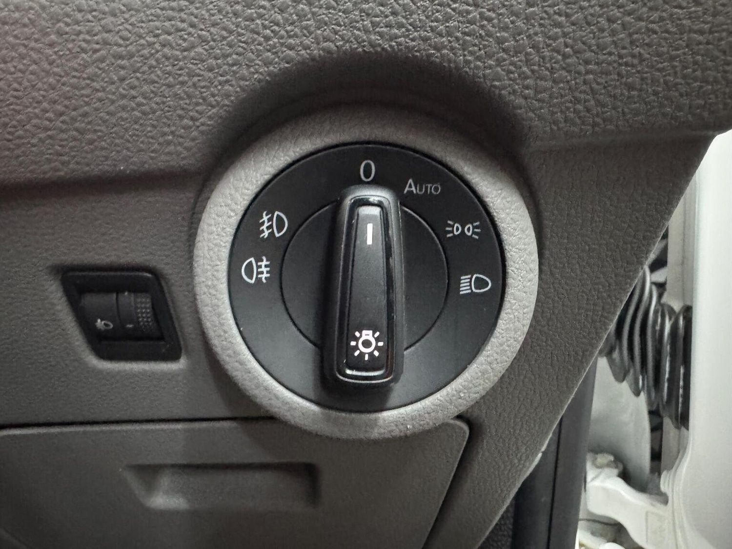 Used Volkswagen Transporter 2022 for sale - 76769115: Photo 23