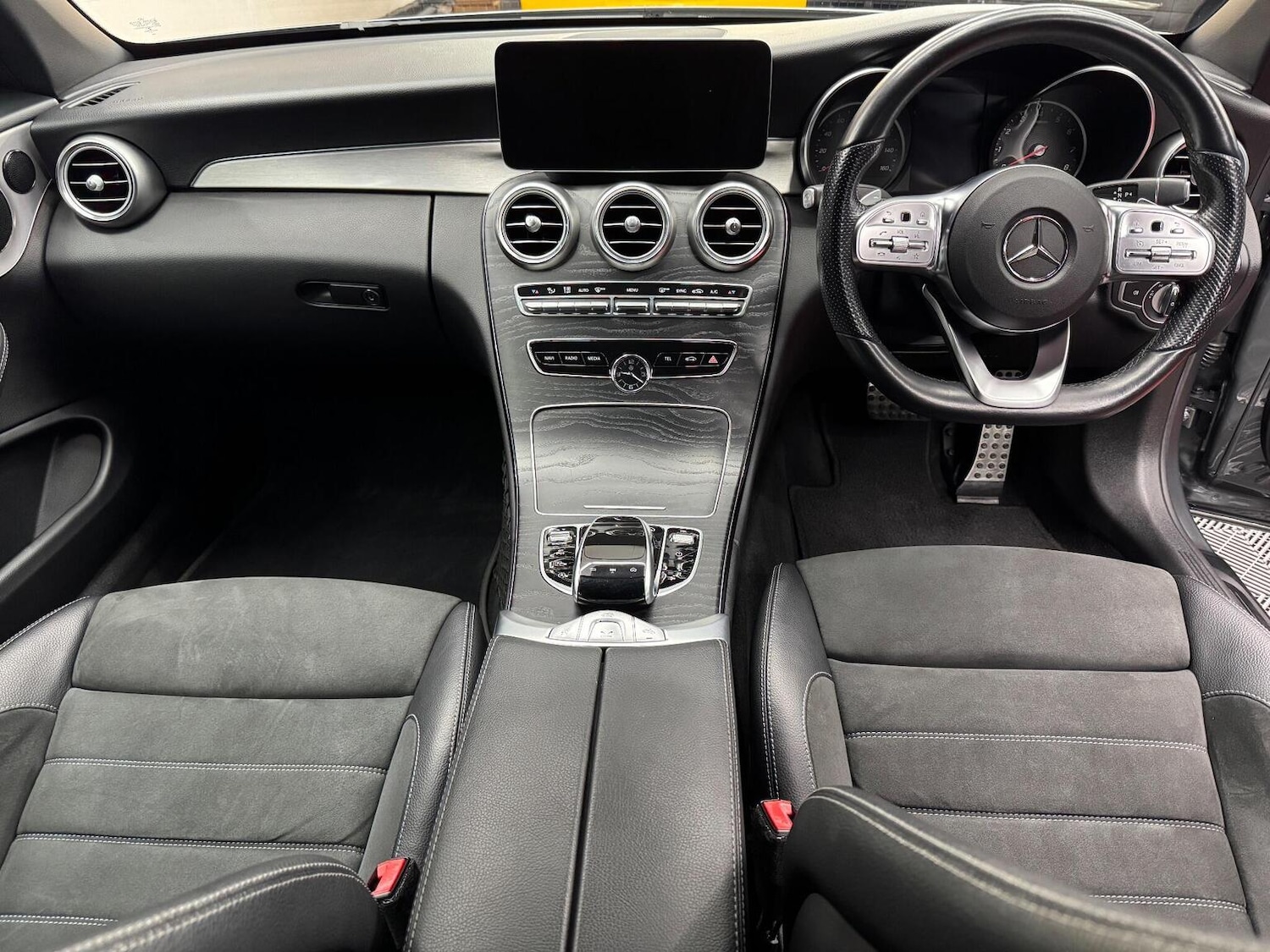 Used Mercedes-Benz C Class 2019 for sale - 77135905: Photo 13