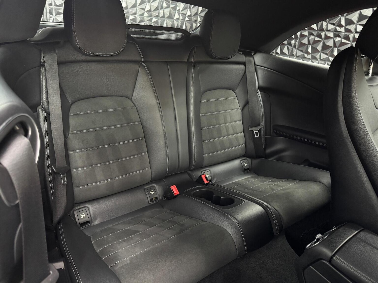 Used Mercedes-Benz C Class 2019 for sale - 77135905: Photo 16