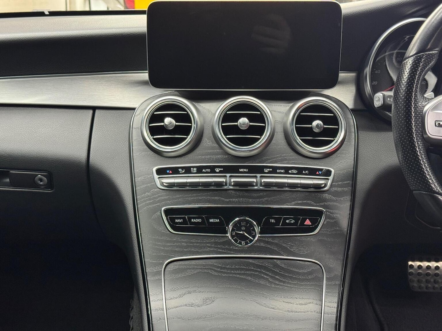 Used Mercedes-Benz C Class 2019 for sale - 77135905: Photo 20