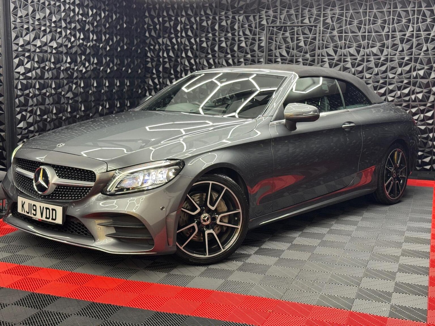 Used Mercedes-Benz C Class 2019 for sale - 77135905: Photo 6