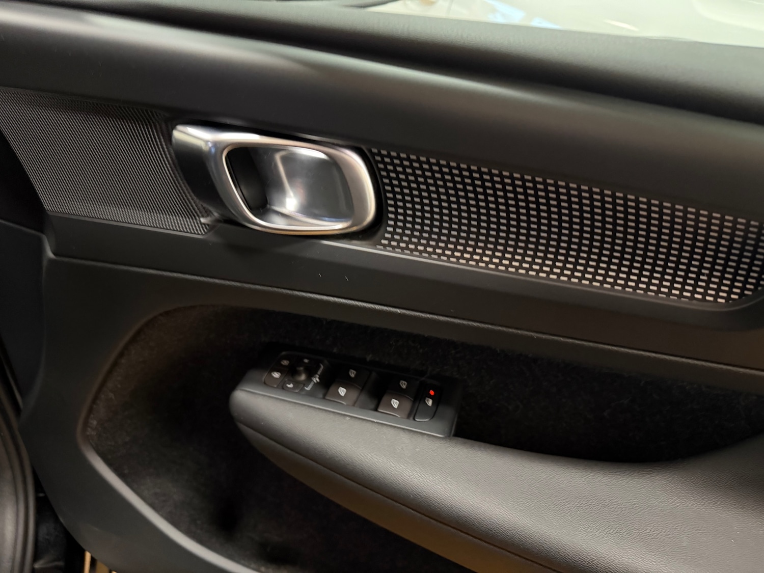 Used Volvo XC40 2019 for sale - 77391762: Photo 10