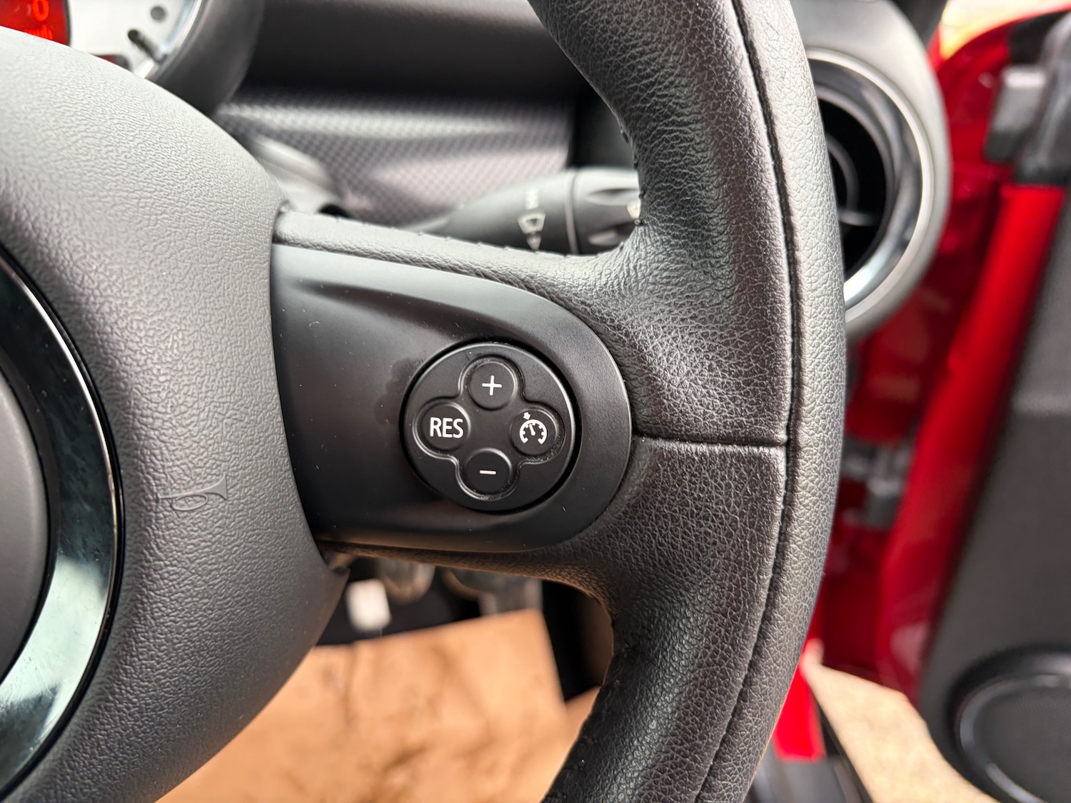 Used MINI Roadster 2014 for sale - 76504539: Photo 12